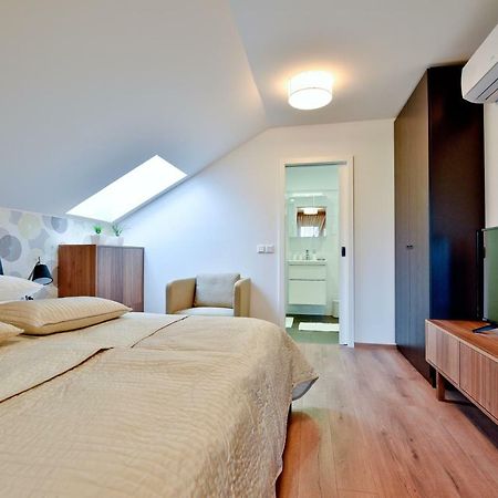 Vila Laura Bled Exteriör bild